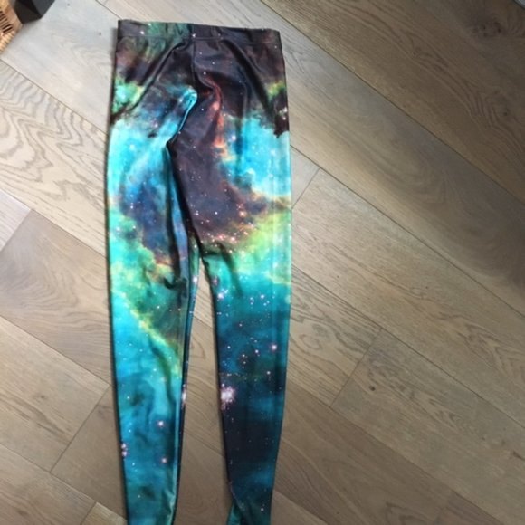 Galaxy Green Leggings - Picture 3 of 4